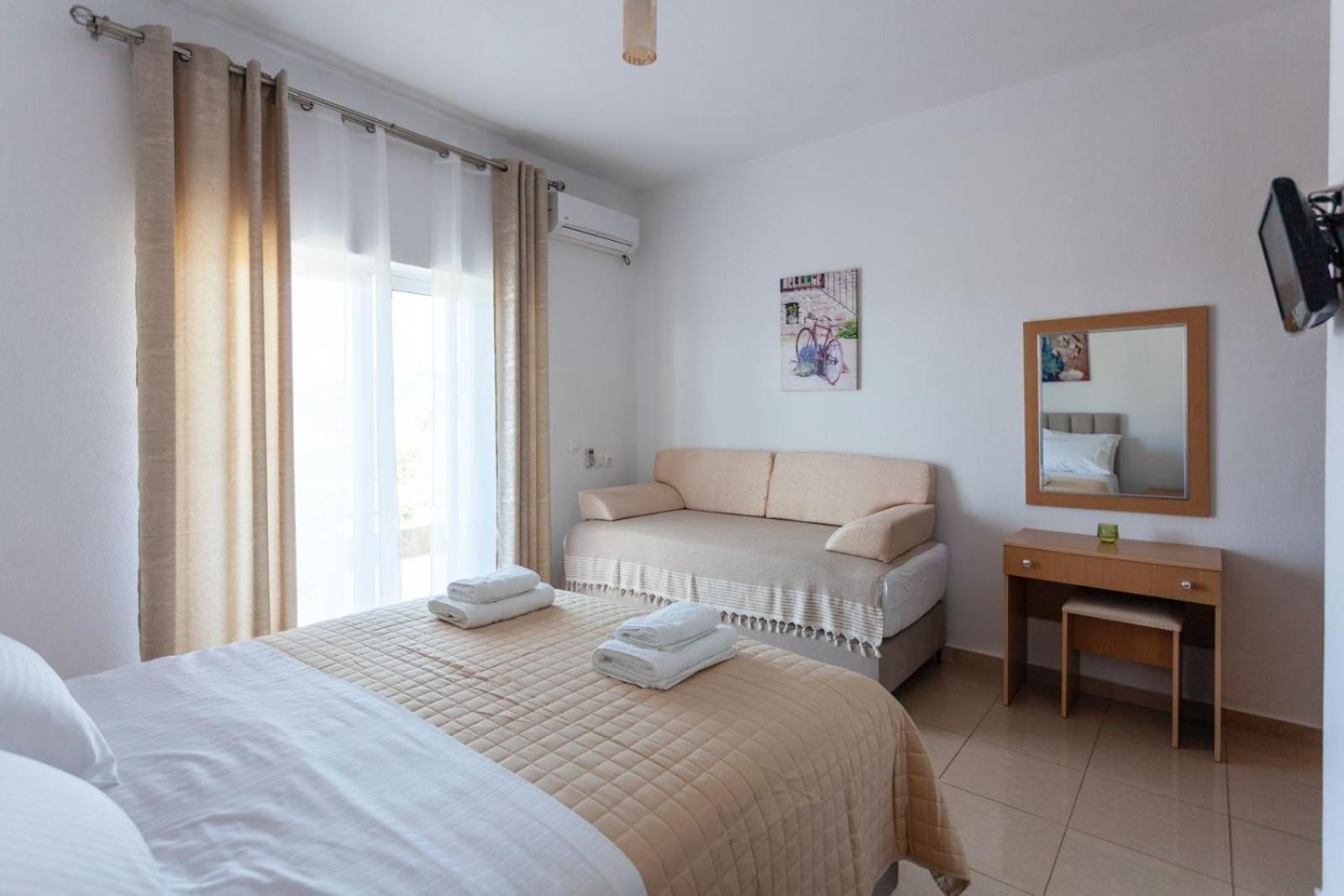 Zacharias Apartments هيماري المظهر الخارجي الصورة