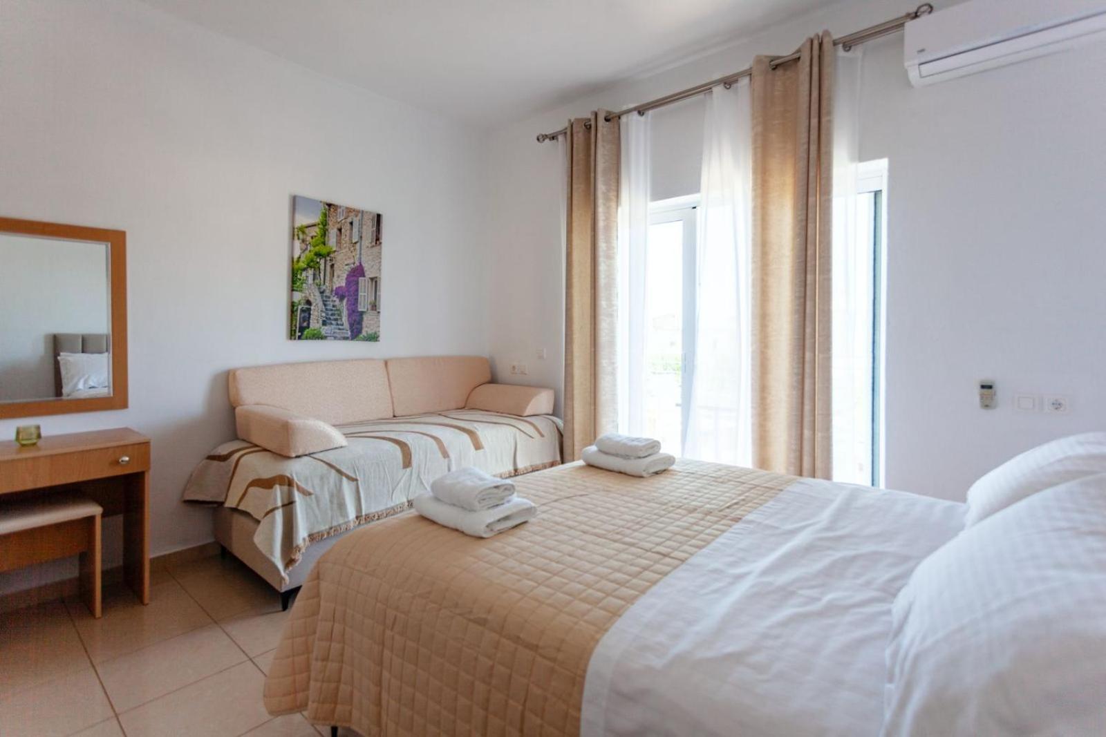 Zacharias Apartments هيماري المظهر الخارجي الصورة